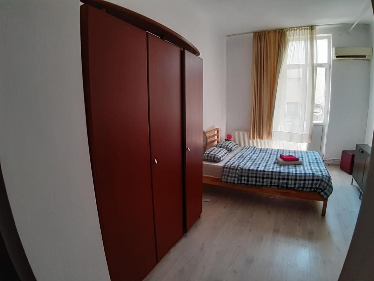 Old Town Luxery With Balcony And View Apartman Bukarest Kültér fotó